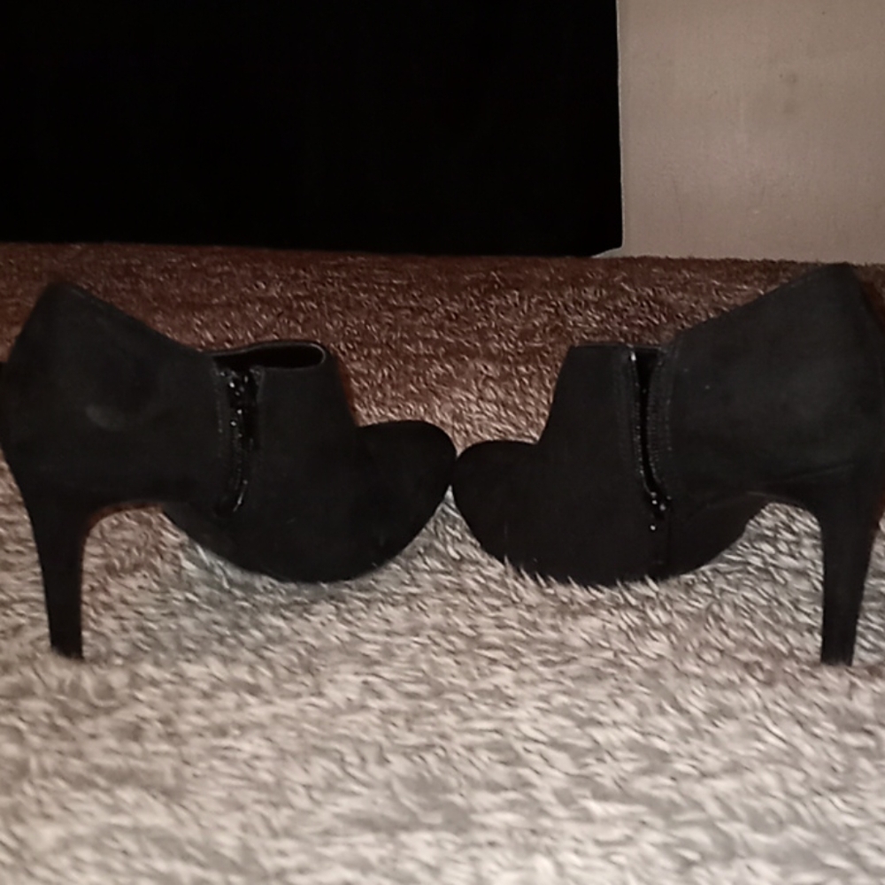 Womens dress shoes brand new